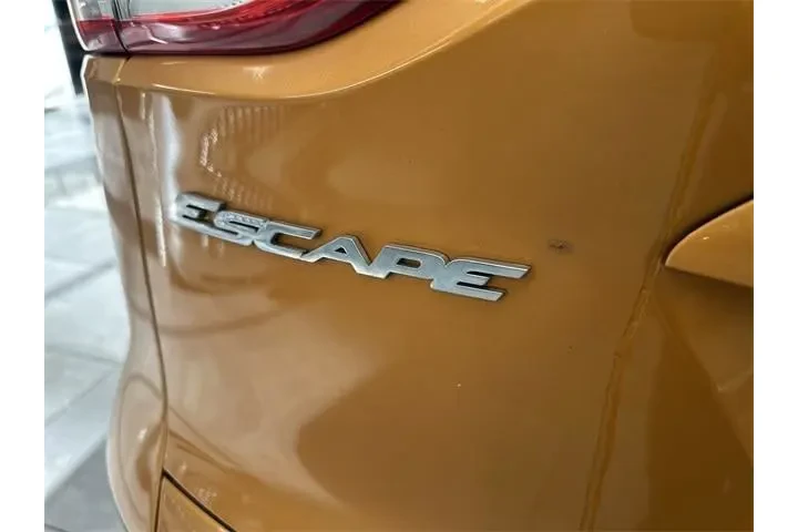 $8000 : Ford Escape 2016 S 4dr SUV image 6