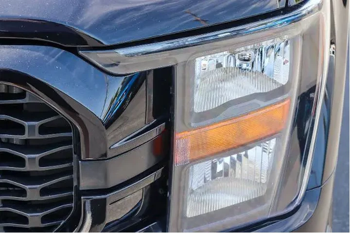 $36995 : Ford F-150 2023 4x4 XLT 4dr image 10