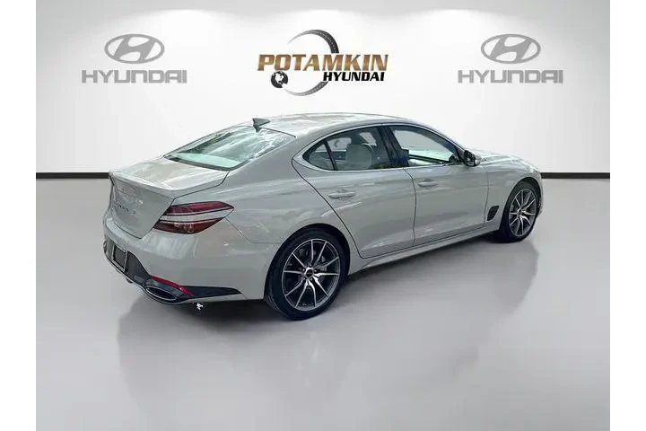 $38435 : Genesis G70 2026 2.5T Standa image 5