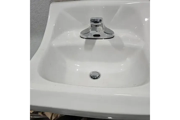 Cesar Santos Plumbing image 5