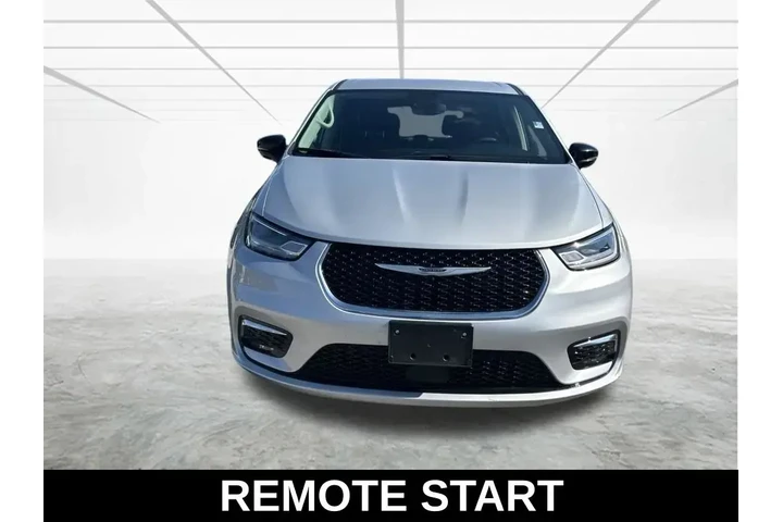 $21960 : Chrysler Pacifica 2024 Touri image 9