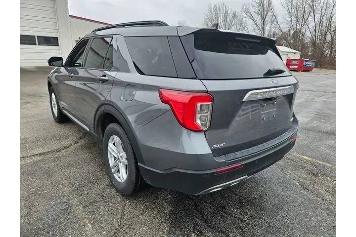 $29000 : Ford Explorer 2024 AWD XLT 4 image 6