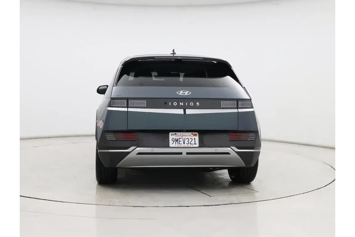 $30998 : Hyundai IONIQ 5 2024 SE 4dr image 6