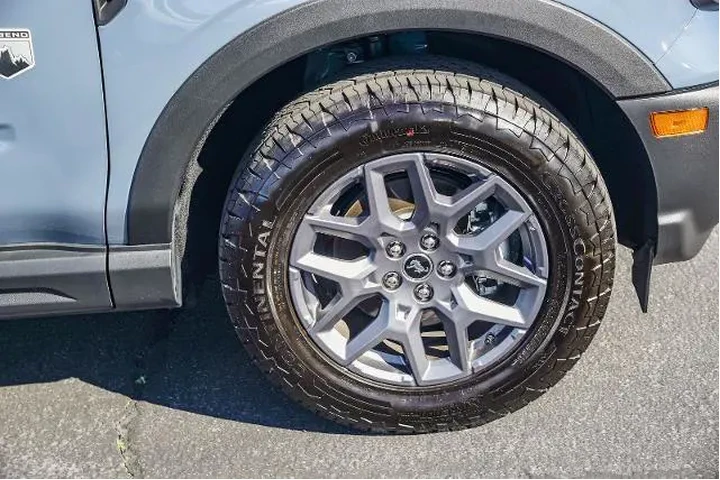 $35805 : Ford Bronco Sport 2025 AWD B image 9