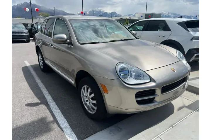 $10900 : Porsche Cayenne 2006 AWD 4dr image 2