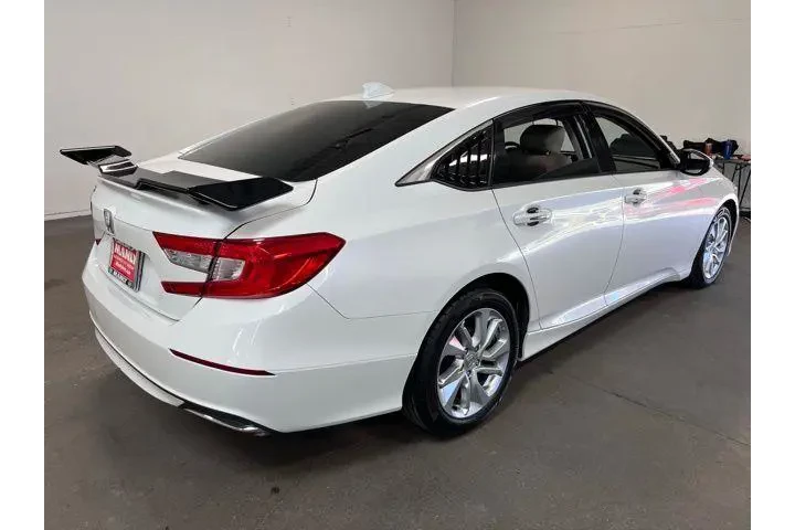 $18952 : Honda Accord 2018 LX 4dr Sed image 3