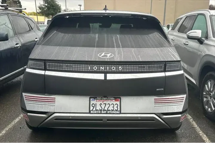 $30990 : Hyundai IONIQ 5 2023 AWD Lim image 4