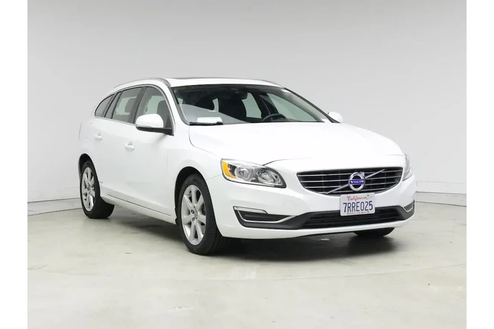 $18998 : Volvo V60 2016 T5 Drive-E Pr image 1