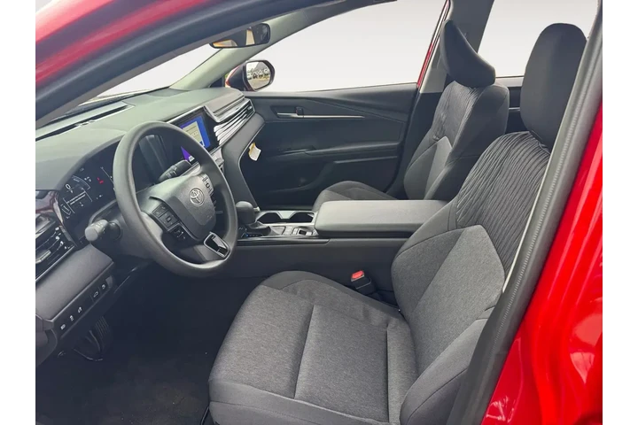 $30990 : Toyota Camry 2026 SE 4dr Sed image 9