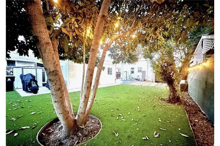 $3000 : Renovated 2BD 1BTH Available image 7