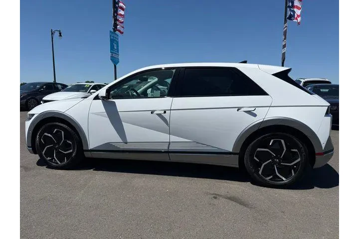 $33235 : Hyundai IONIQ 5 2024 Limited image 9