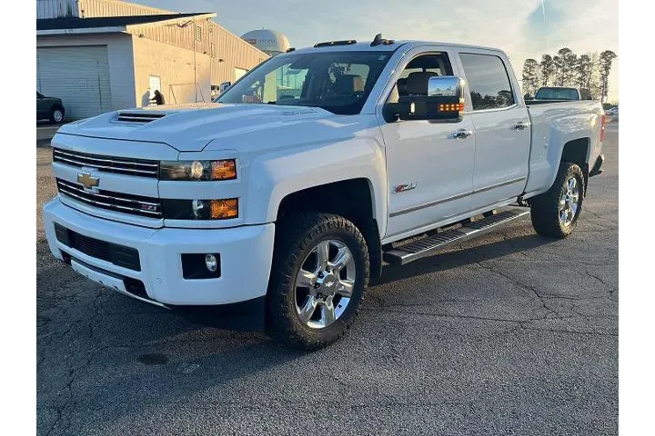 $39564 : Chevrolet Silverado 2500HD 2 image 1