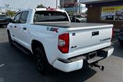 $43299 : 2020 Tundra 4WD SR5 CrewMax 5 thumbnail