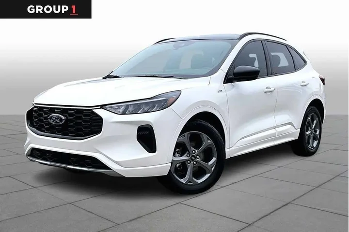 $21584 : Ford Escape 2023 AWD ST-Line image 1