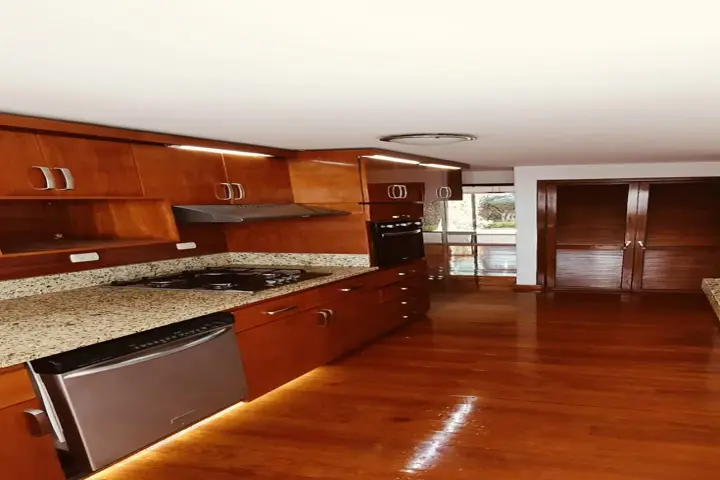 $4200000 : CASA EN VENTA GABRIEL PASTOR image 2