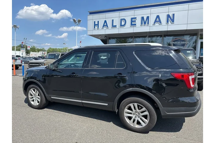 $16886 : Ford Explorer 2018 AWD XLT 4 image 8