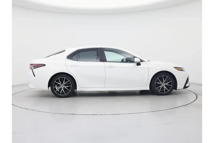 $28998 : Toyota Camry Hybrid 2022 SE image 7