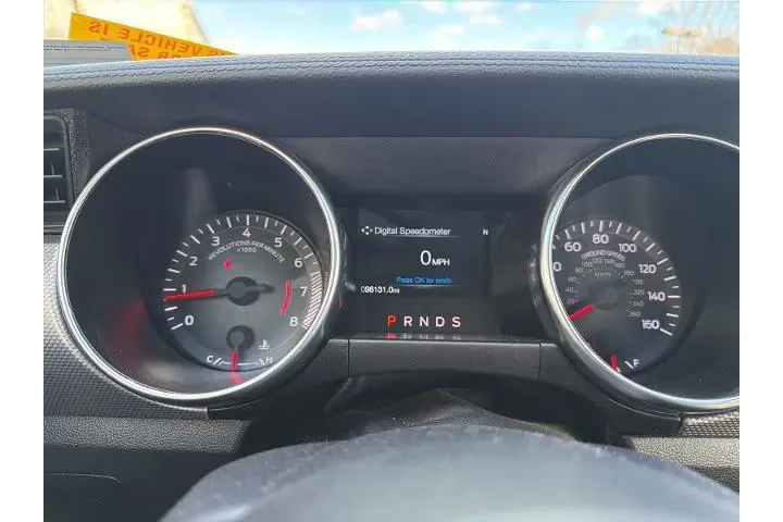 $16825 : Ford Mustang 2019 EcoBoost 2 image 6