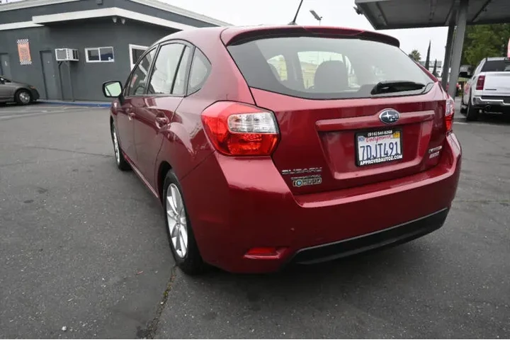 $12998 : 2013 Impreza 2.0i Premium image 6