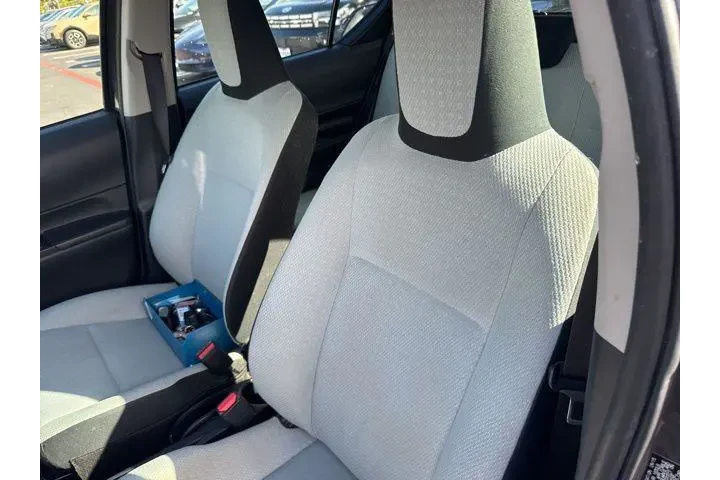 $11995 : Toyota Prius c 2015 One 4dr image 6