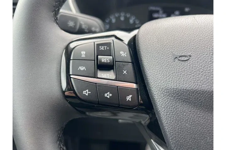 $20702 : Ford Escape 2022 AWD SE 4dr image 9