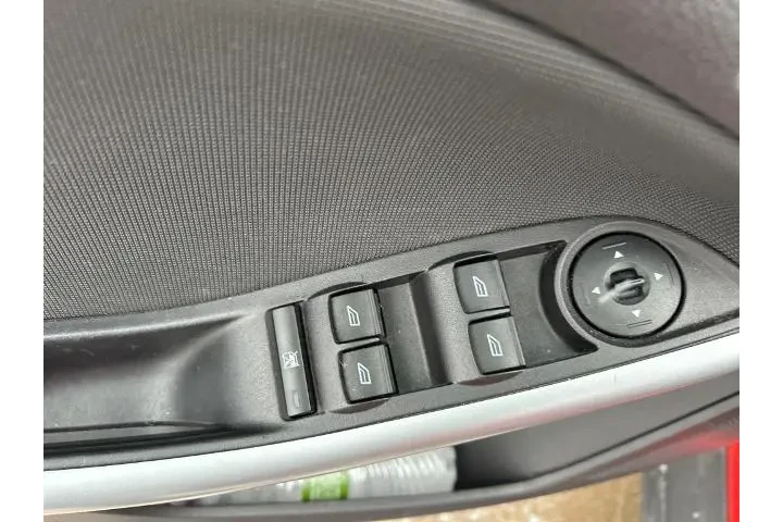 $7400 : Ford Focus 2014 SE 4dr Sedan image 10