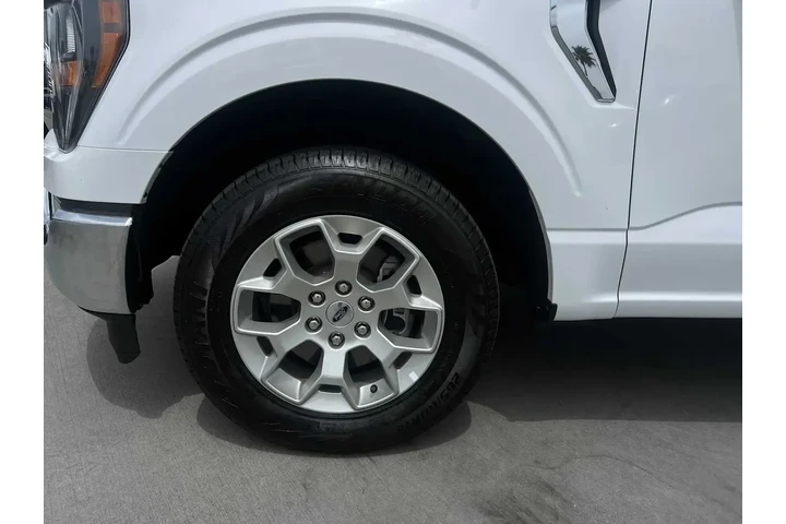 $34988 : Ford F-150 2023 4x2 XL 4dr S image 9