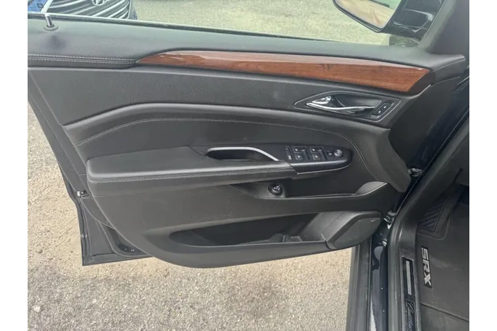 $7897 : 2013 SRX Premium Collection image 10