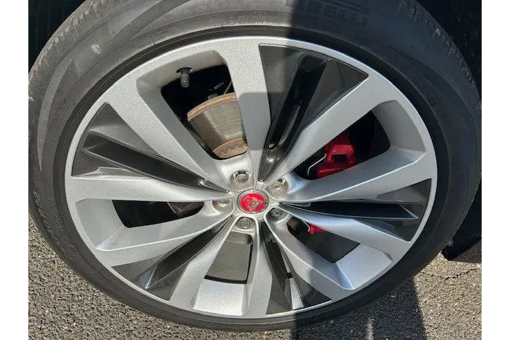 $38950 : Jaguar F-PACE 2022 AWD P250 image 10