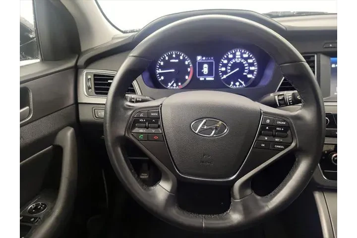 $15998 : Hyundai SONATA 2017 Sport 4d image 10