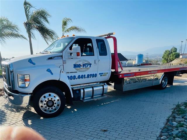 24/7 Towing Company in Fontana image 3