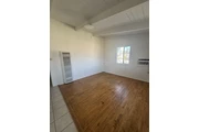 $1250 : 1 rec 1 bano Apt thumbnail