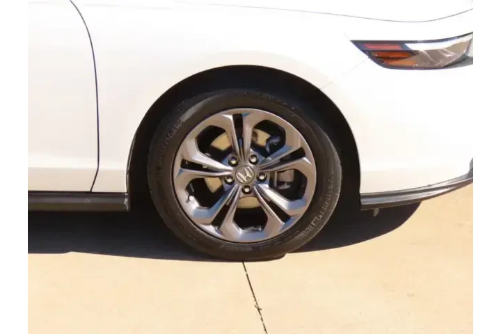 $25911 : Honda Accord 2023 EX 4dr Sed image 7