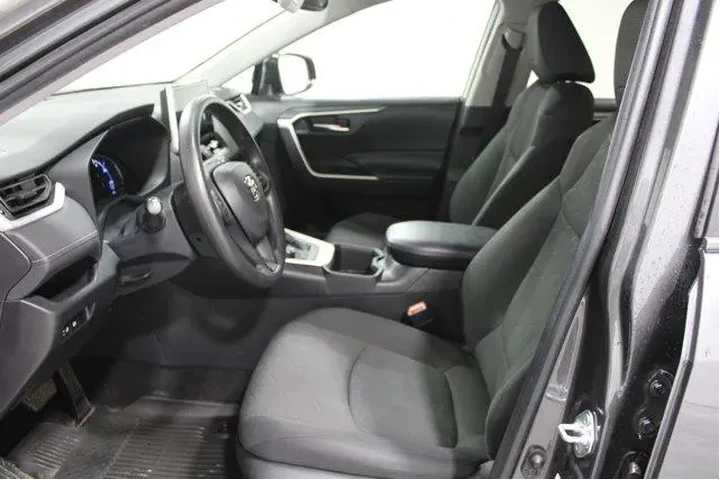 $29948 : Toyota RAV4 Hybrid 2023 AWD image 3