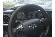 $25319 : Toyota Tacoma 2018 4x2 TRD O thumbnail