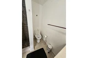 $1200 : Rento cuarto con bano privado thumbnail