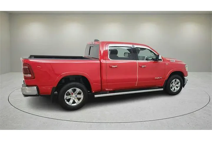 $37999 : Ram 1500 2022 4x4 Laramie 4d image 10