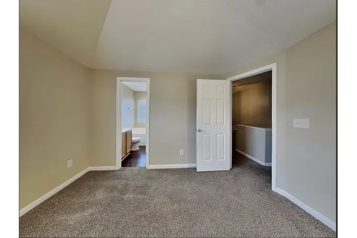 $1200 : Low income single family house image 5