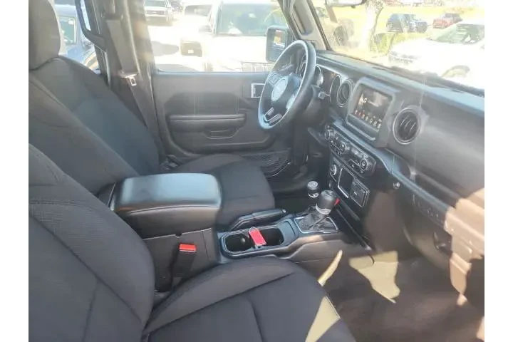 $29112 : Jeep Wrangler 2023 4x4 Sport image 6