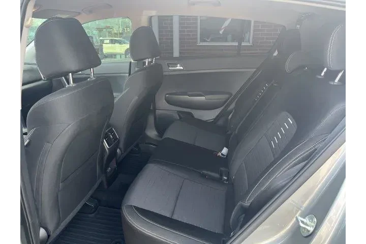 $16995 : Kia Sportage 2020 LX 4dr SUV image 8