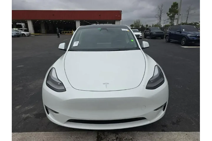 $35490 : Tesla Model Y 2024 AWD Long image 2