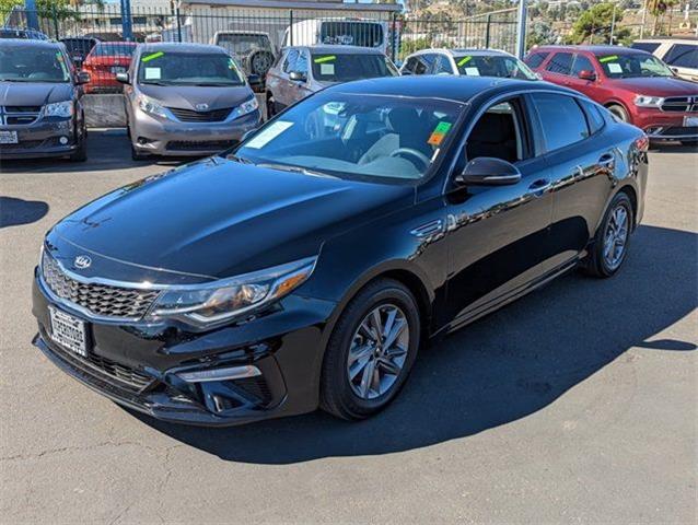 $17990 : 2020 Optima image 6