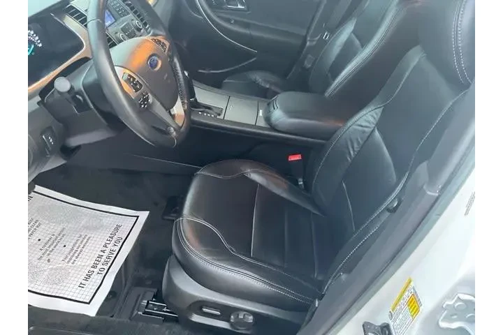 $15515 : Ford Taurus 2016 SEL 4dr Sed image 6