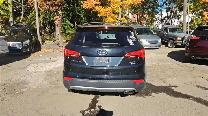 $14000 : 2014 HYUNDAI SANTA FE SPORT image 4