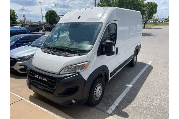 $32995 : Ram ProMaster 2024 Tradesman image 2