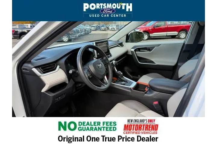 $29995 : Toyota RAV4 2024 AWD Adventu image 4