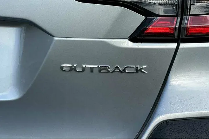 $22939 : Subaru Outback 2024 AWD Prem image 9