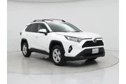 Toyota RAV4 2021 AWD XLE 4dr en Fresno