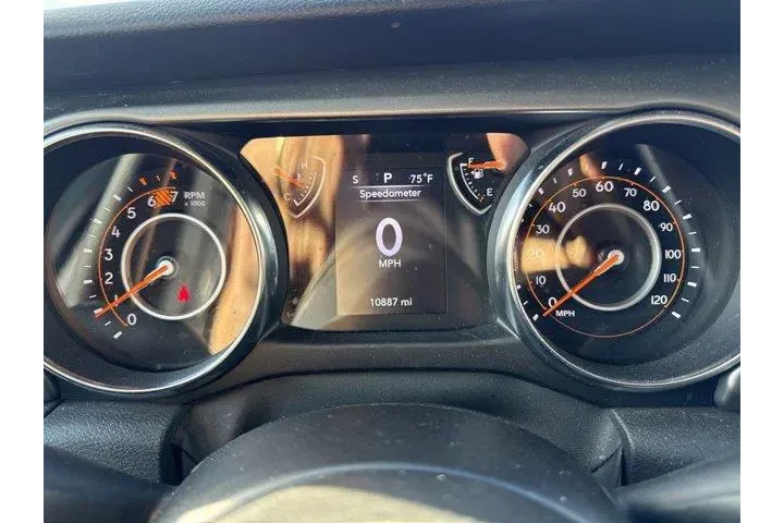 $28795 : Jeep Wrangler 2023 4x4 Sport image 8