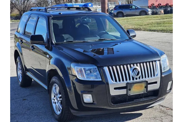 $4500 : 2009 Mariner Premier V6 image 3